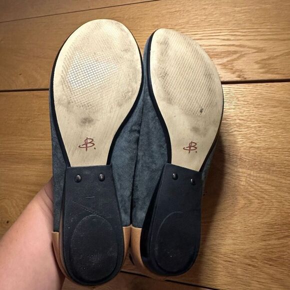 B Makowsky Remi Blue gray Brown Accent Studded Leather Ballet Flats 9.5 - Picture 3 of 9